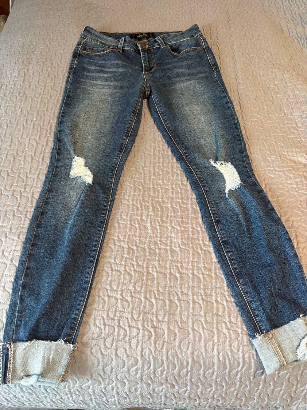 Indigo Rein Distressed Skinny Jeans Cuffed Raw Hem Women’s Size 7 W27 L27